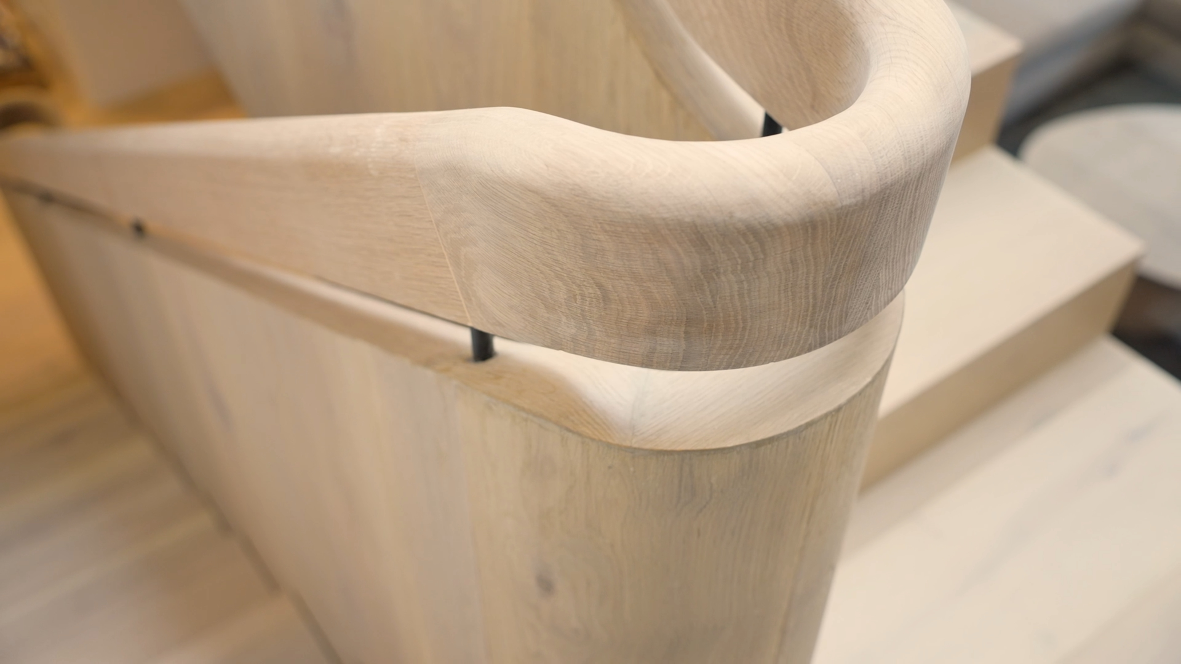Albert Park &mdash; close-up of the curved handrail meeting the oak-clad newel
