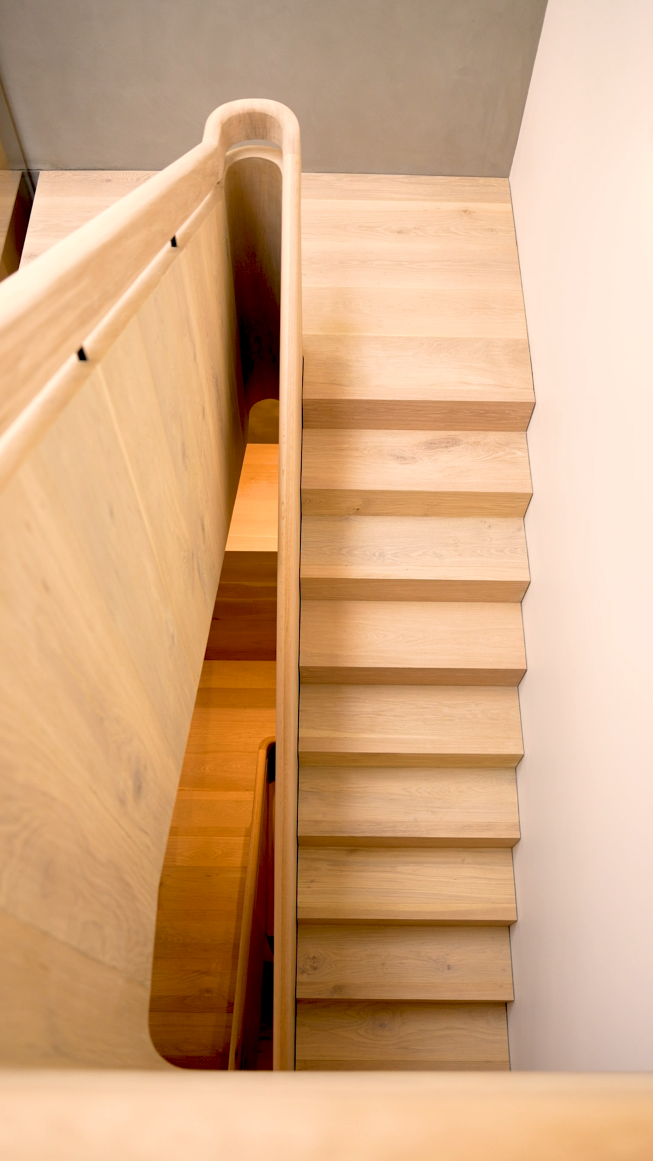 Albert Park &mdash; looking down the oak staircase